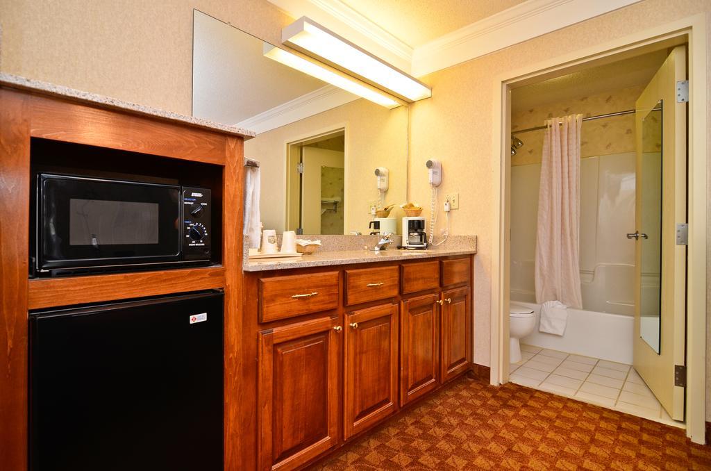 Peach State Inn & Suites Hawkinsville Eksteriør bilde