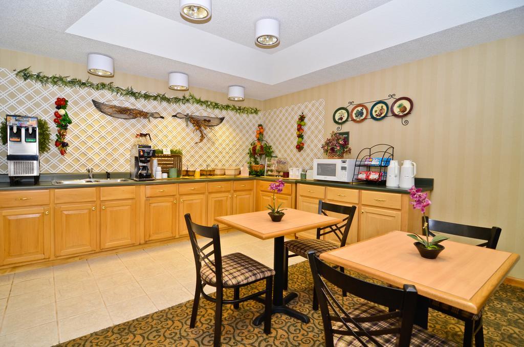 Peach State Inn & Suites Hawkinsville Eksteriør bilde